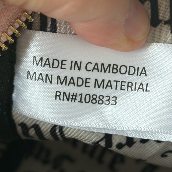 Juicy Couture Sandstone Fashionista Bowler Satchel Pink/Tan - Picture 11 of 11